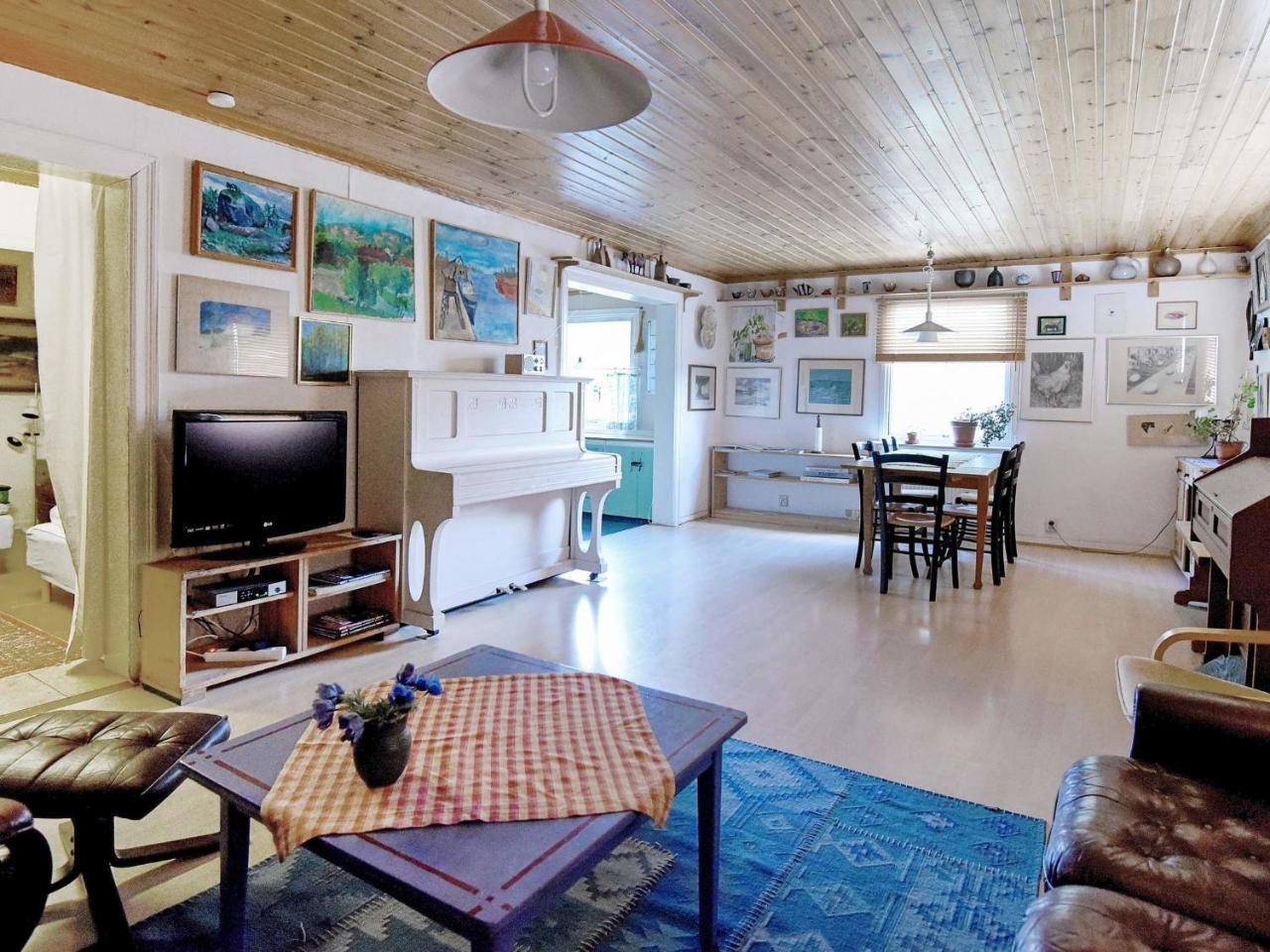 Three-Bedroom Holiday Home In Stromstad 1 Eksteriør bilde